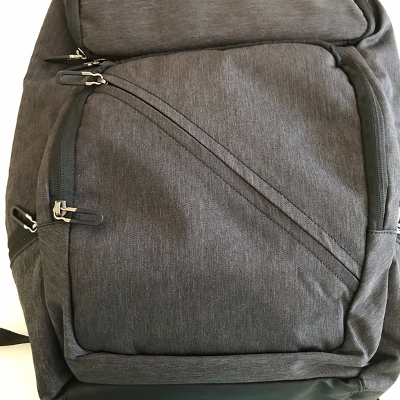 NWT Multi-Compartment Backpack - Picture 5 of 7